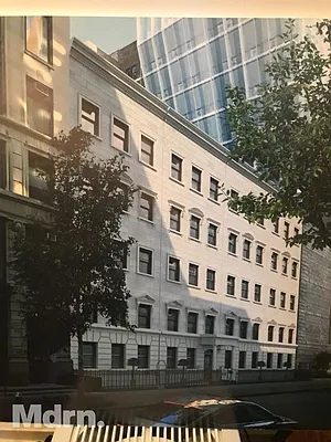 Rented by Mdrn Residential | media 29