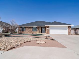 616 Almond Tree Ln, Clovis, NM 88101