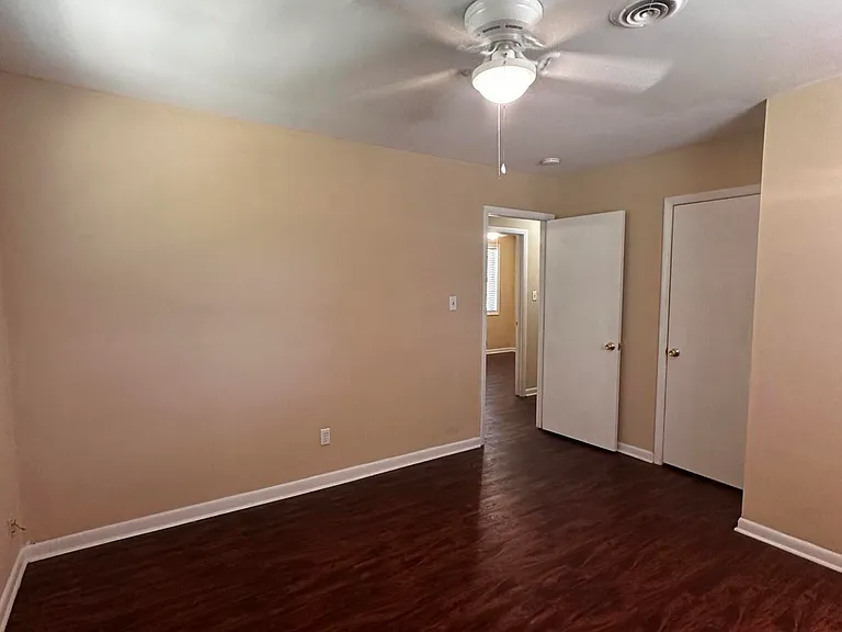 2377 Dublin Dr — Photo 16