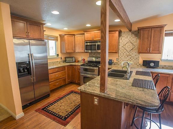 5th image of 6069 N River Glen Pl