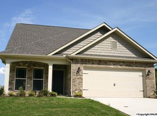 103 Clydesdale Ln, Harvest, AL 35749