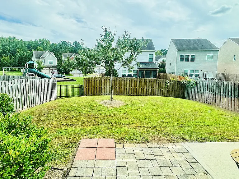 2088 Tanners Mill Dr — Photo 15