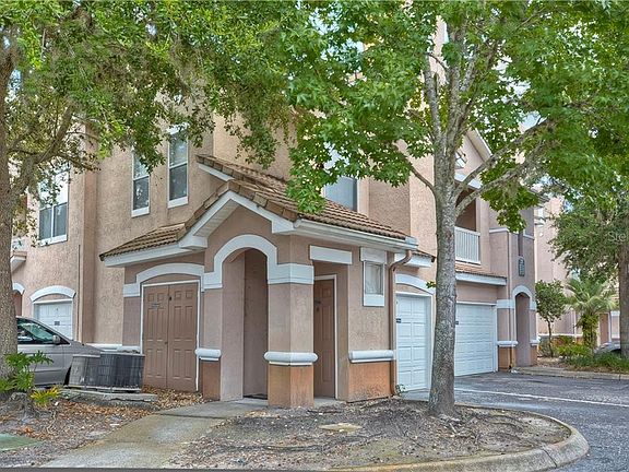 3rd image of 10533 Villa View Cir