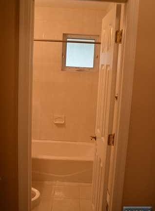 3rd image of 210 Washington Dr Unit 210