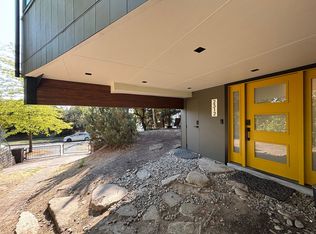 2312 N 43rd St, Seattle, WA 98103