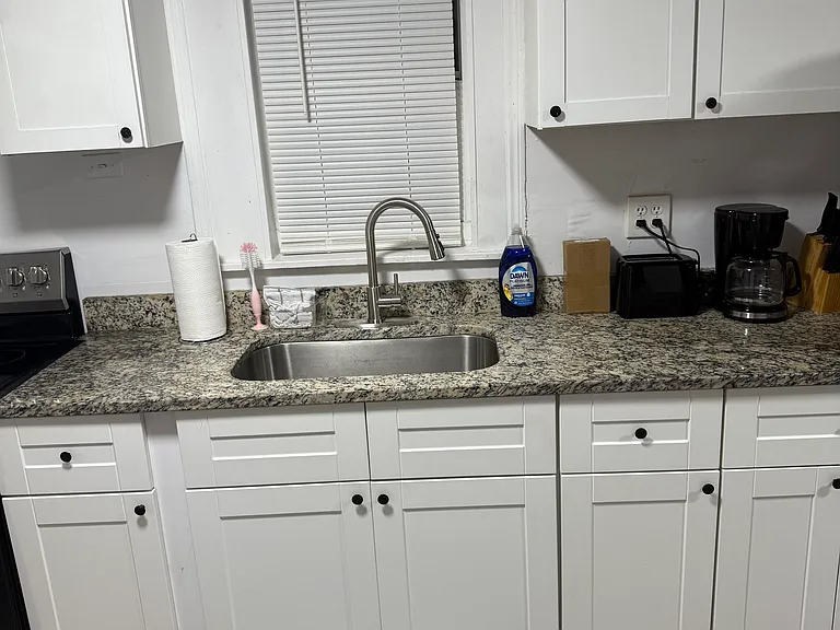 W Crescent Dr — Photo 1