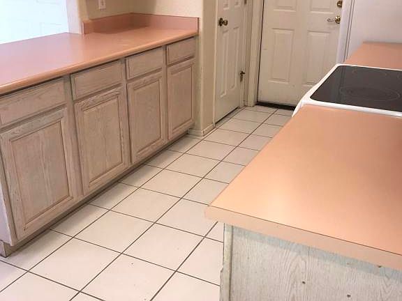 3rd image of 14021 N Kendall Dr APT A