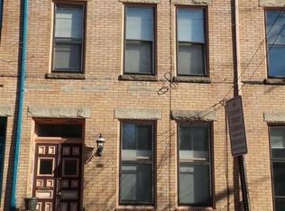 1617 Green St, Harrisburg, PA 17102