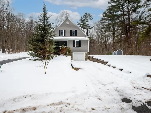 634 Oxford St S, Auburn, MA 01501