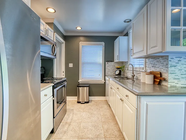 352 Glen Park Dr — Photo 9