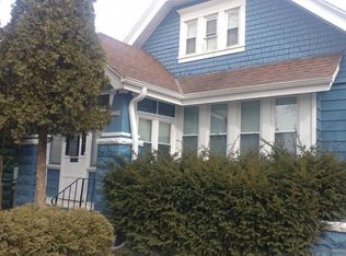 3226 N 28th St, Milwaukee, WI 53216