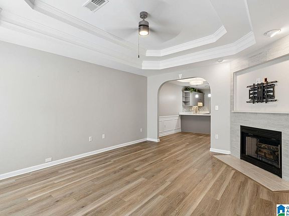 4th image of 125 Hayesbury Ct