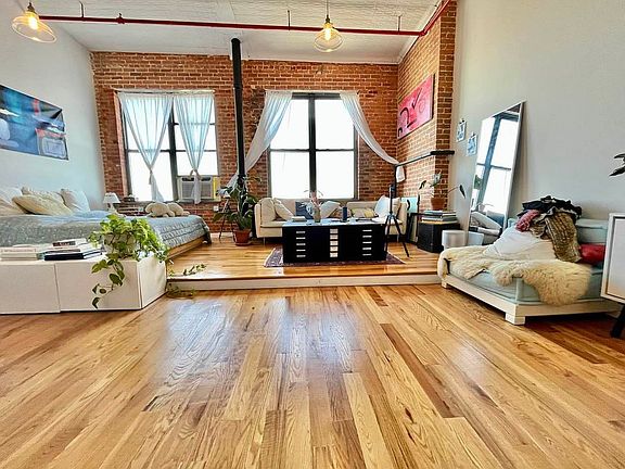 4th image of 255 McKibben St APT 515