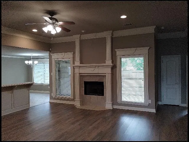 3 bed, 2.0 bath, 1670 sqft, $1,895 — Photo 2