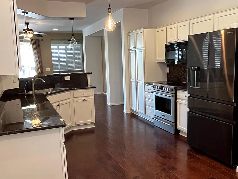 22545 W Twilight Trl — Photo 6
