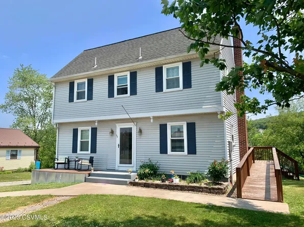 93 Ebony Ln, Middleburg, PA 17842