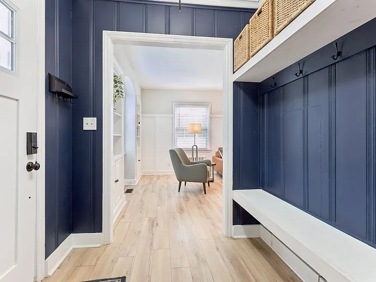 910 Baldwin Ave — Photo 13