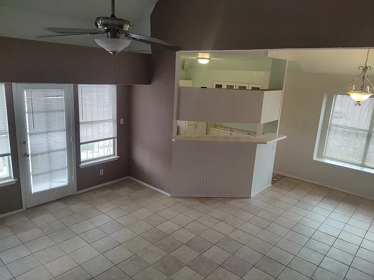 10513 Onyxstone St — Photo 4