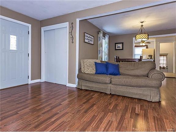 4th image of 108 Oakwood Dr