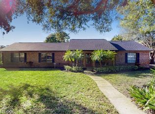 1608 Lake Mills Rd, Chuluota, FL 32766