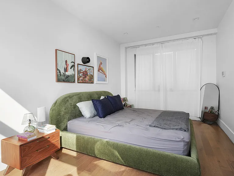 428 Van Brunt St #1 — Photo 43