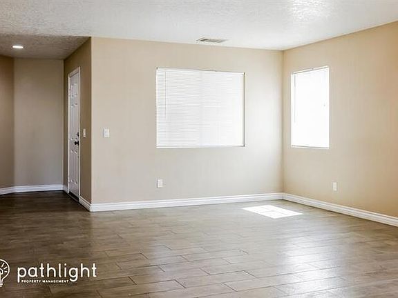 2nd image of 887 Cantabria Ct