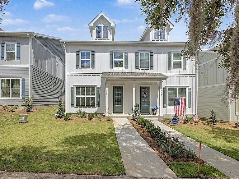 3065 Four Oaks Blvd — Photo 1
