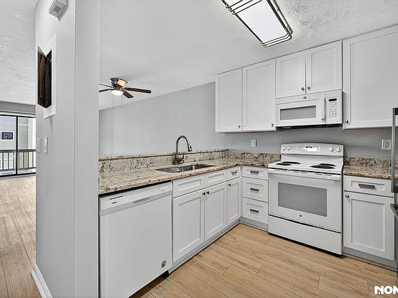 3rd image of 209 Sunn Aire Ct APT B