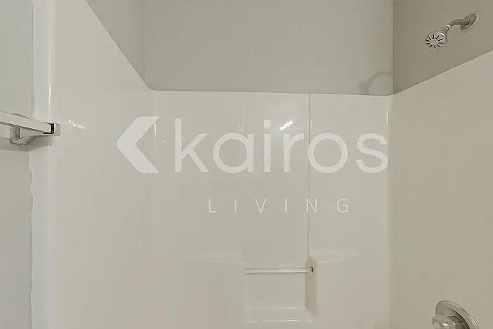225 Leebeck Cir — Photo 9