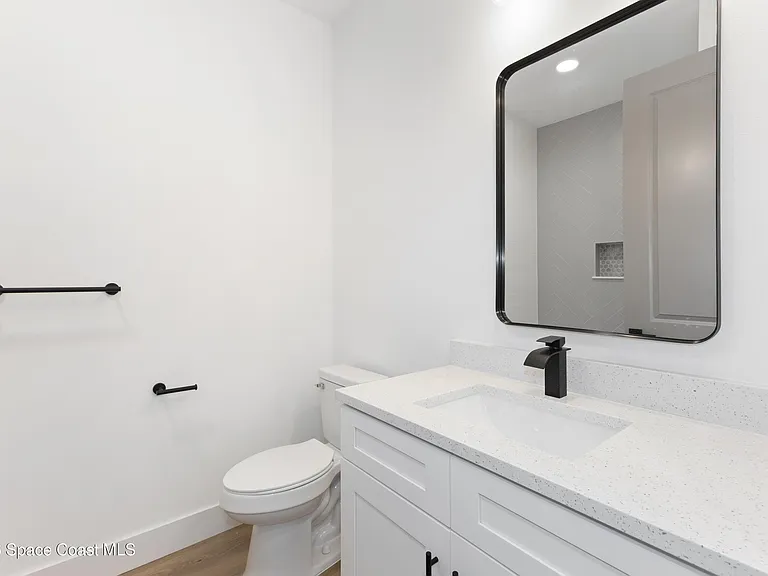 1133 Hanover Ave SW — Photo 10
