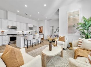 160 Parkwood, Irvine, CA 92620