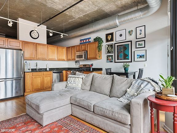 5th image of 849 N Franklin St Unit 819