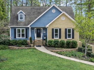 124 Price Hills Ct, Sugar Hill, GA 30518