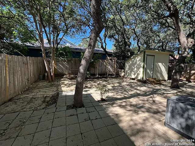 7339 Hunters Land — Photo 29