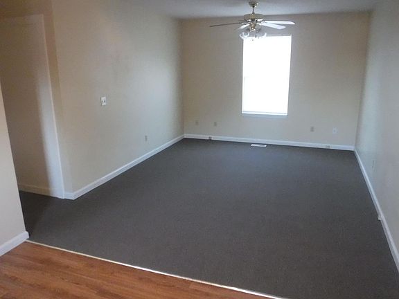 4th image of 640 Kuhne Hts APT C