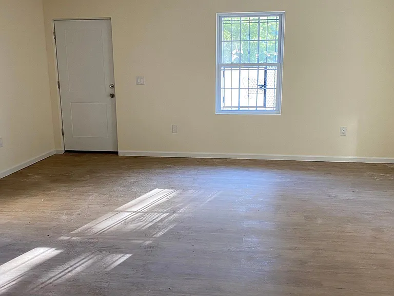 720 Bergen St #1 — Photo 6