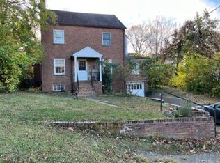 1216 N Cleveland St, Arlington, VA 22201