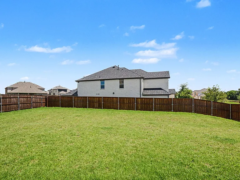 1800 Wade Ct — Photo 7