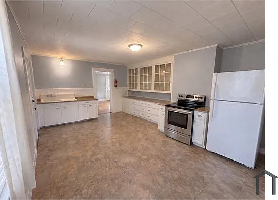 1 Smith St #2L — Photo 2