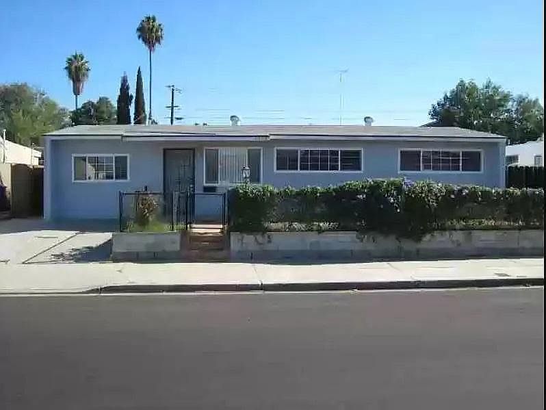 1st image of 4479 Pocahontas Ave