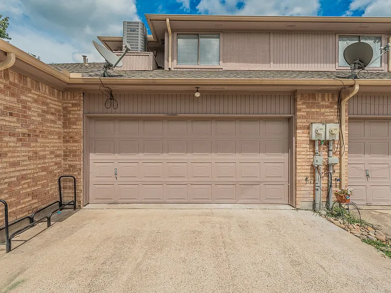 5893 Westhaven Dr — Photo 41