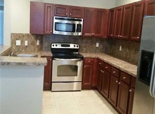 1041 NE 207th Ter, Miami, FL 33179