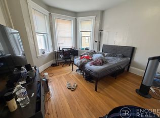 463 Park Dr #27, Boston, MA 02215