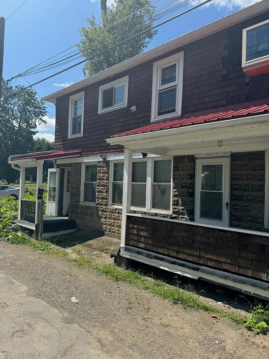 214 5th Ave #10872776 photo 1
