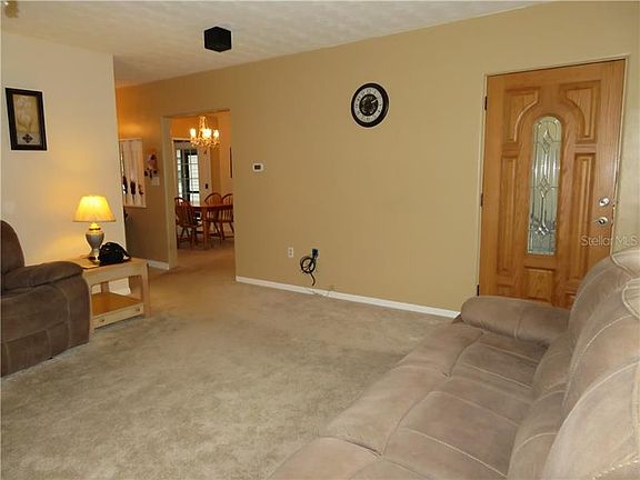 5th image of 3904 11th Ave W
