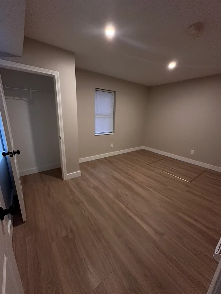 4 bed, 1117 sqft, $3,150 — Photo 4