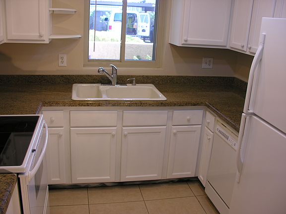 2nd image of 10828 N Biltmore Dr APT 123