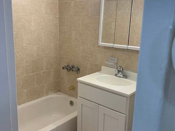 4th image of 6555 Broadway APT 3F