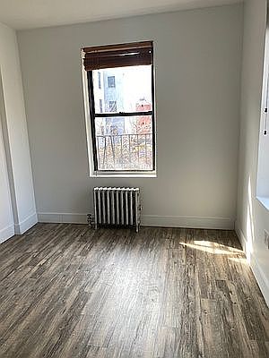 3rd image of 164 W 128th St APT 4D