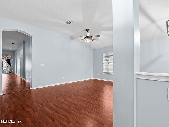 3rd image of 3627 LIVE OAK HOLLOW Drive